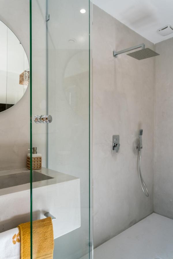 Unique House - Private Spa&Pool -StayinСевилья Экстерьер фото