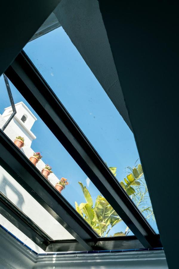 Unique House - Private Spa&Pool -StayinСевилья Экстерьер фото